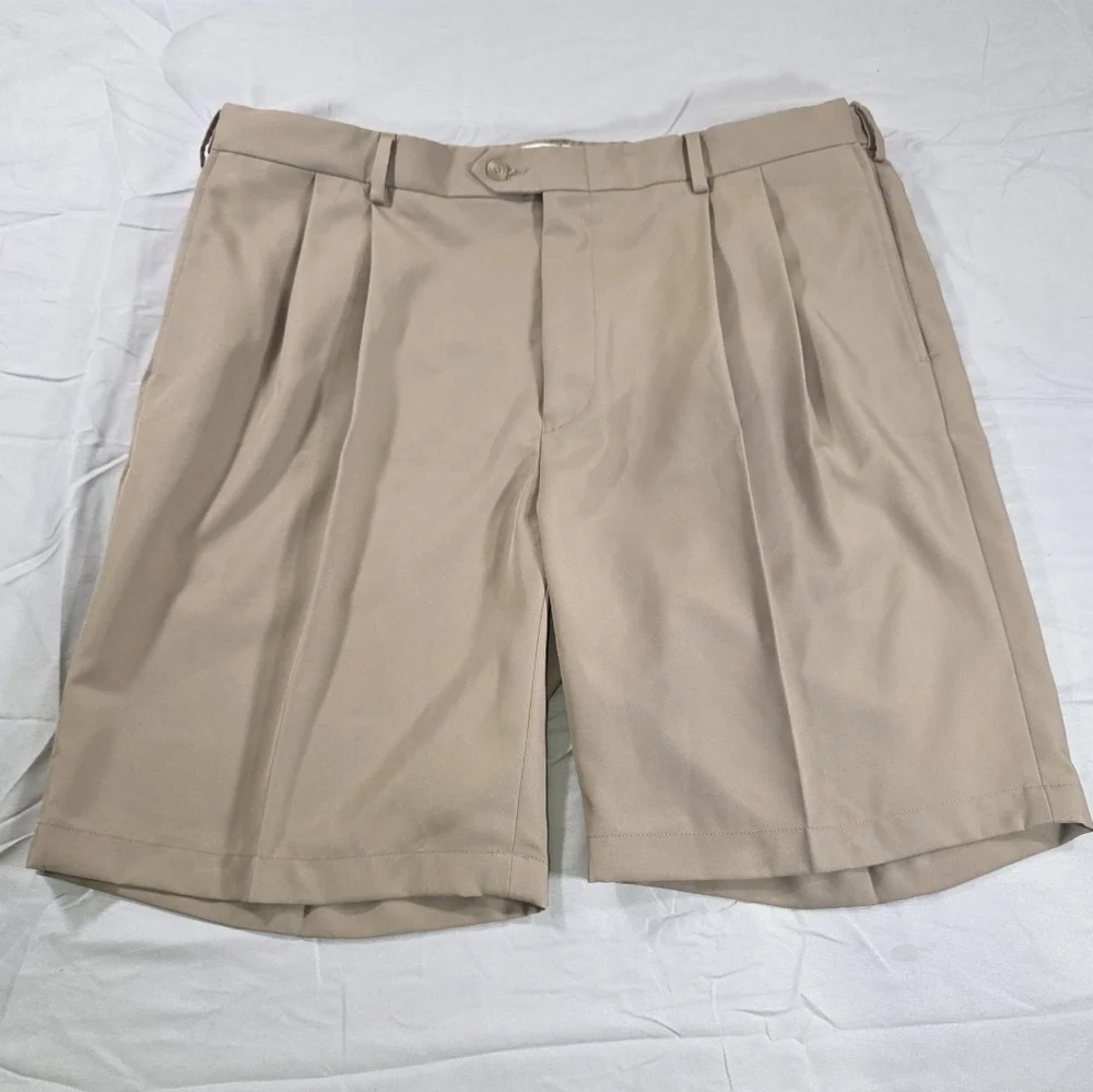 Jos. A. Bank Beige Pleat Front Traveler Shorts